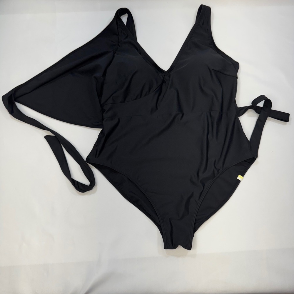 NWOT Summersalt The Perfect Wrap One-Piece Swimsuit US 16 Black V-Neck Tie Side - Picture 6 of 12